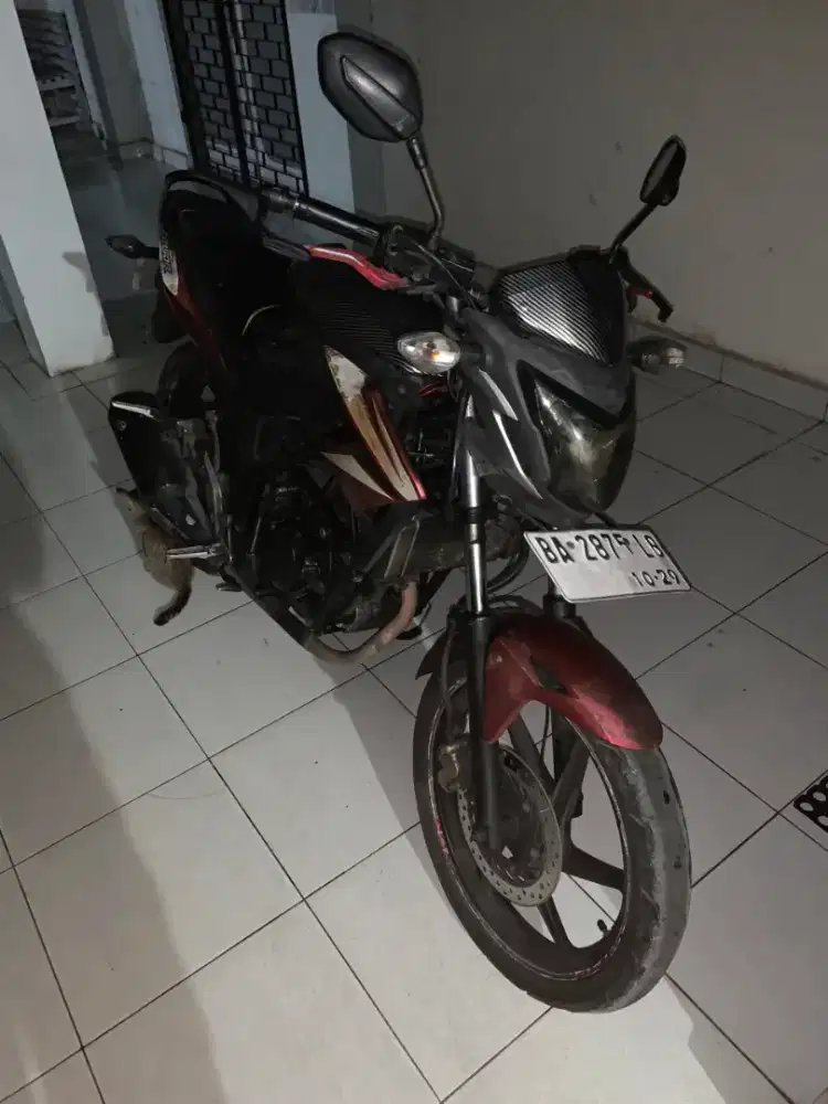 Honda Cb150r 2014