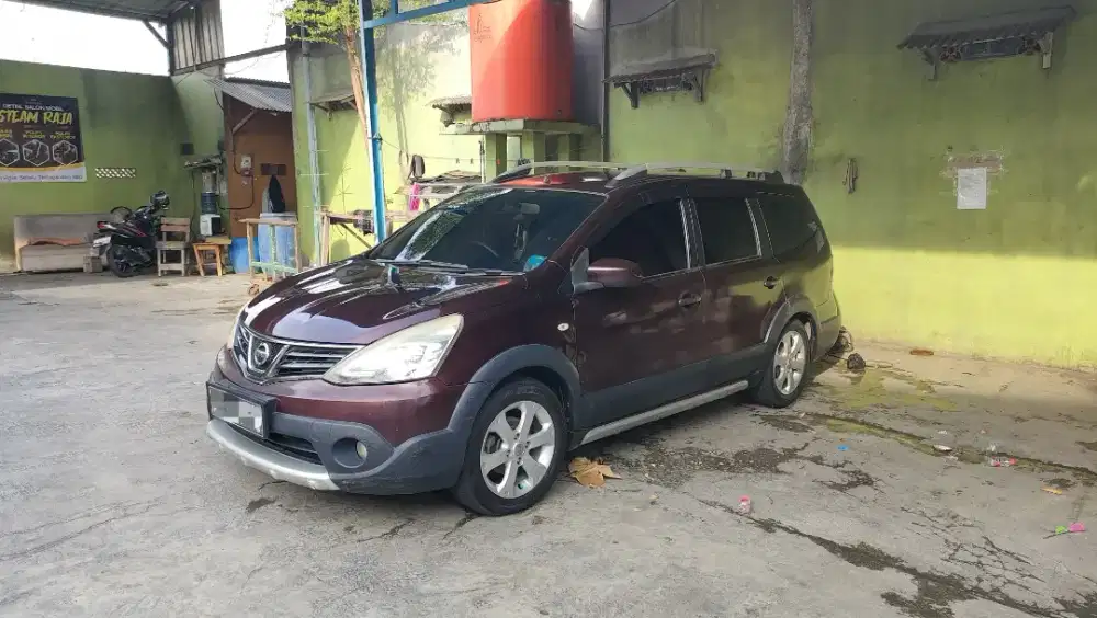 Jual Nisan Grand Livina X-Gear 2014