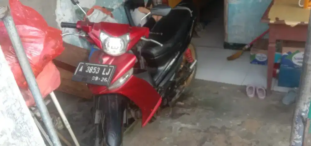 Bu dijual yamaha vega zr 2011