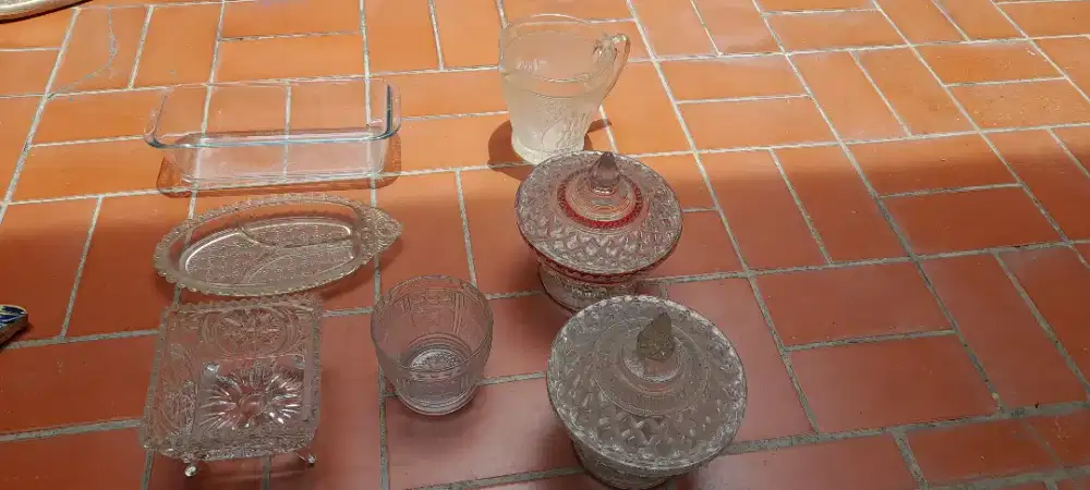 Pajangan dari kaca