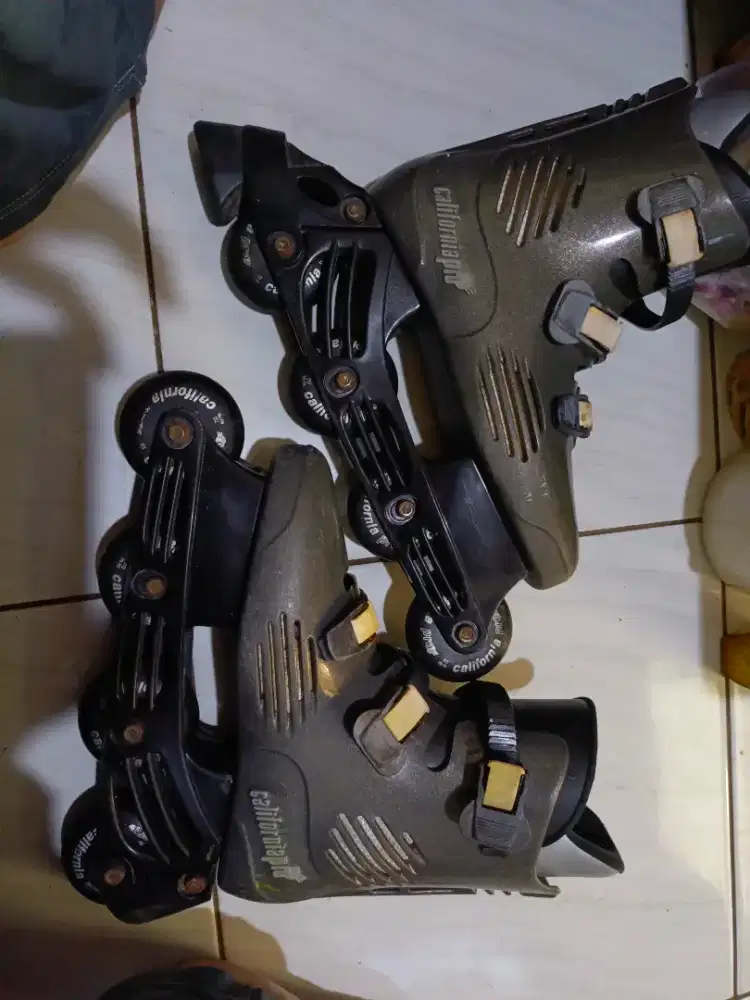 Sepatu roda California pro size 41