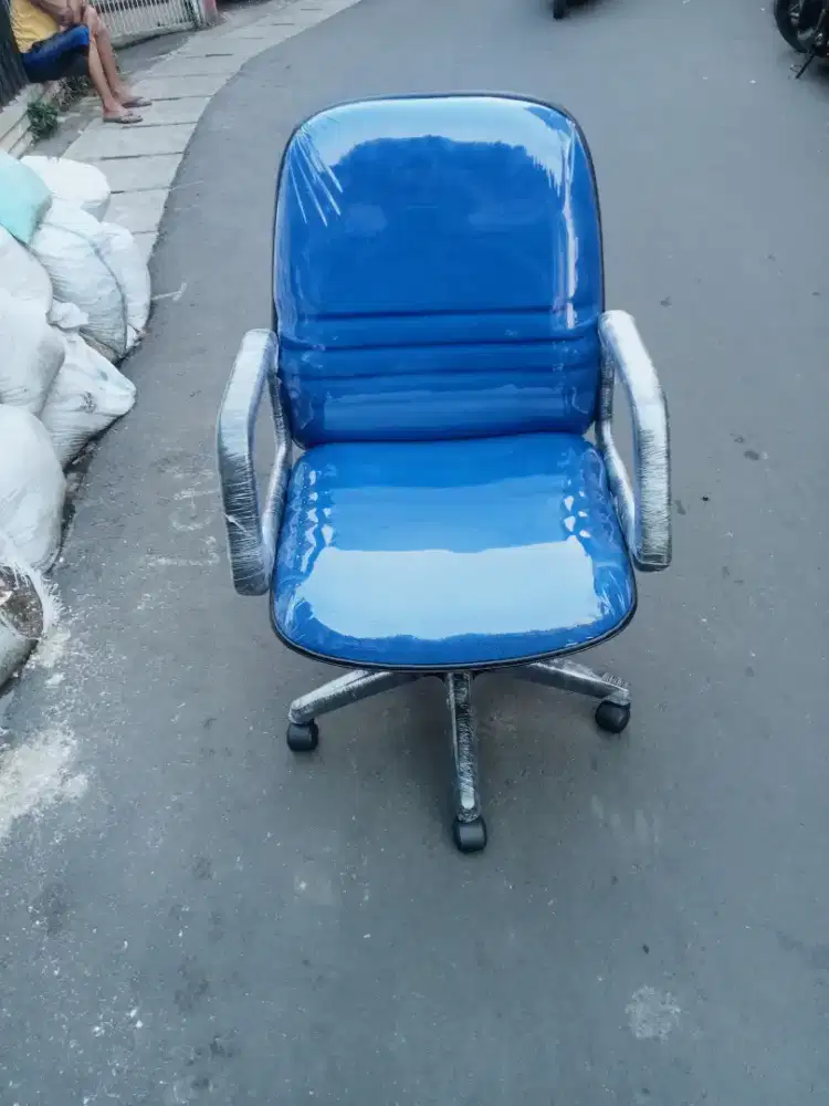 Kursi kantor termurah