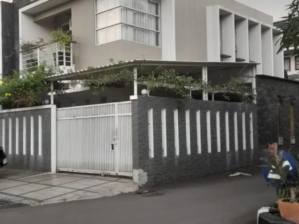 Dijual Rumah 2 Lantai Minimalis Dalam Cluster Antapani