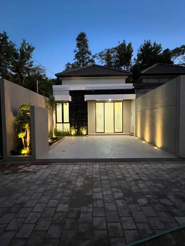 Rumah lahan Luas cuman 200 meter dari jl. Utama Kaliurang Km 13
