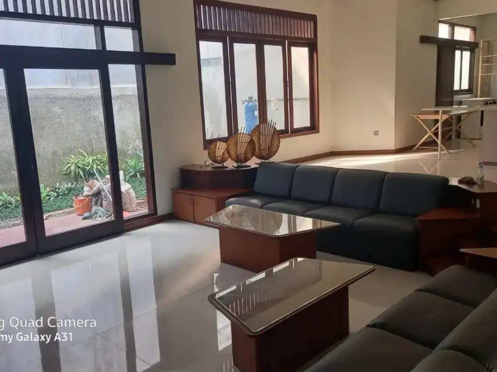 Rumah Bersih Luas Siap Huni di Setrasari Sayap Pasteur Bandung