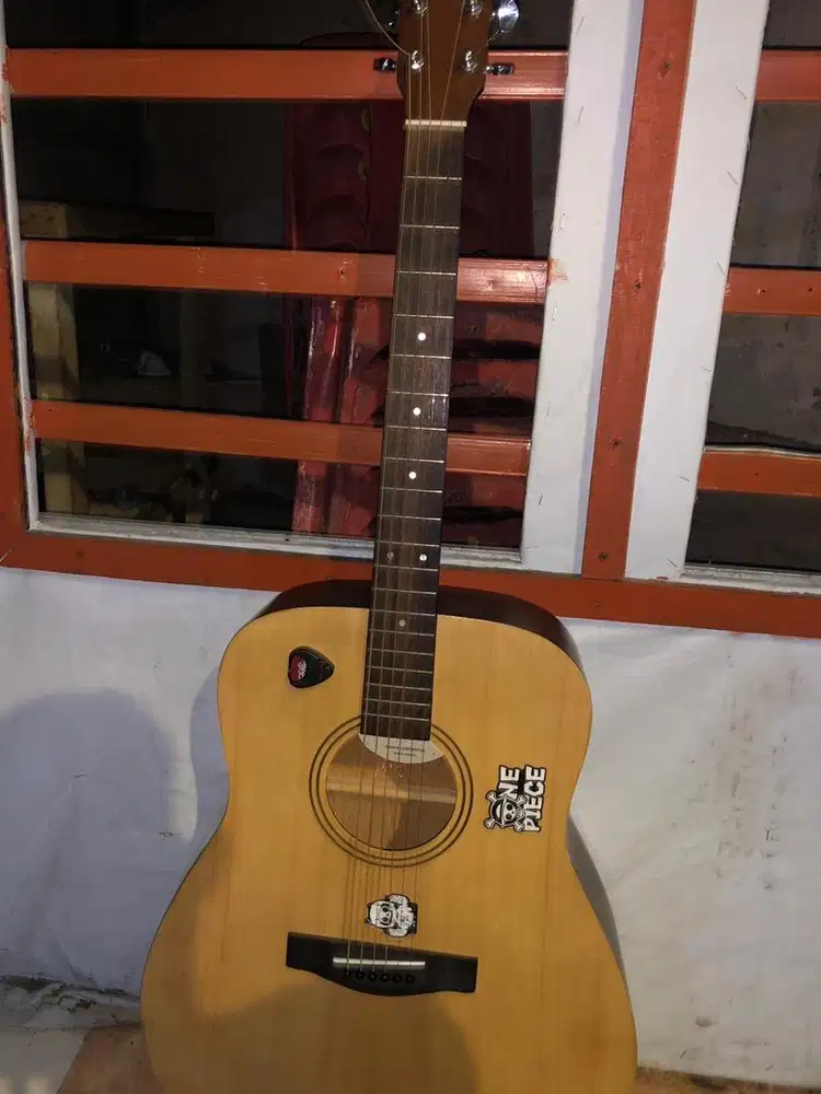 Gitar yamahaaaa