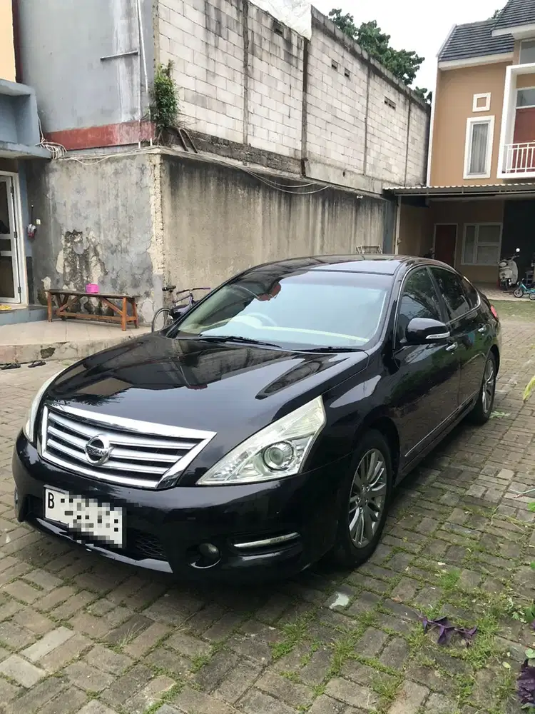 Nissan Teana 2011 Bensin