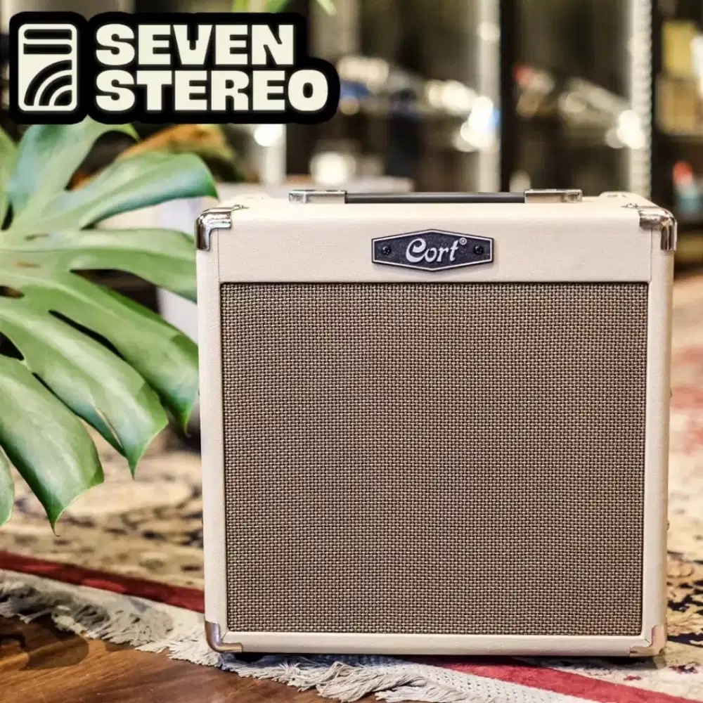 Cort CM15R Ampli Gitar Guitar Amplifier
