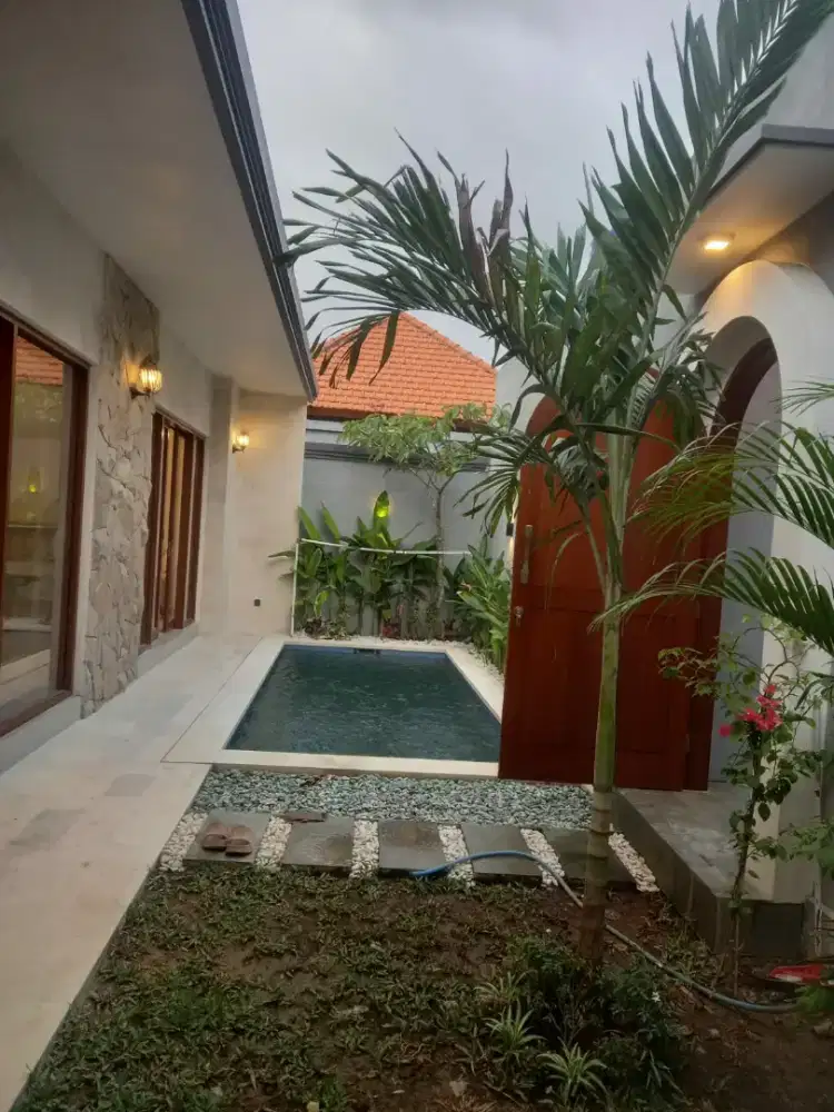 DIKONTRAKKAN 23 TAHUN VIILA FULL FURNISHED BATUR SARI SANUR DEMPASAR