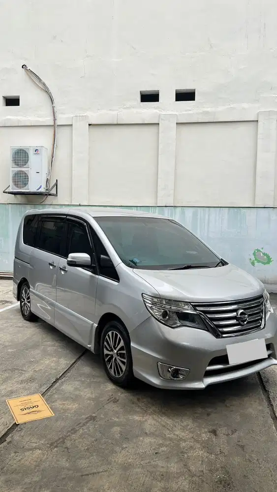 Nissan Serena 2015 Bensin