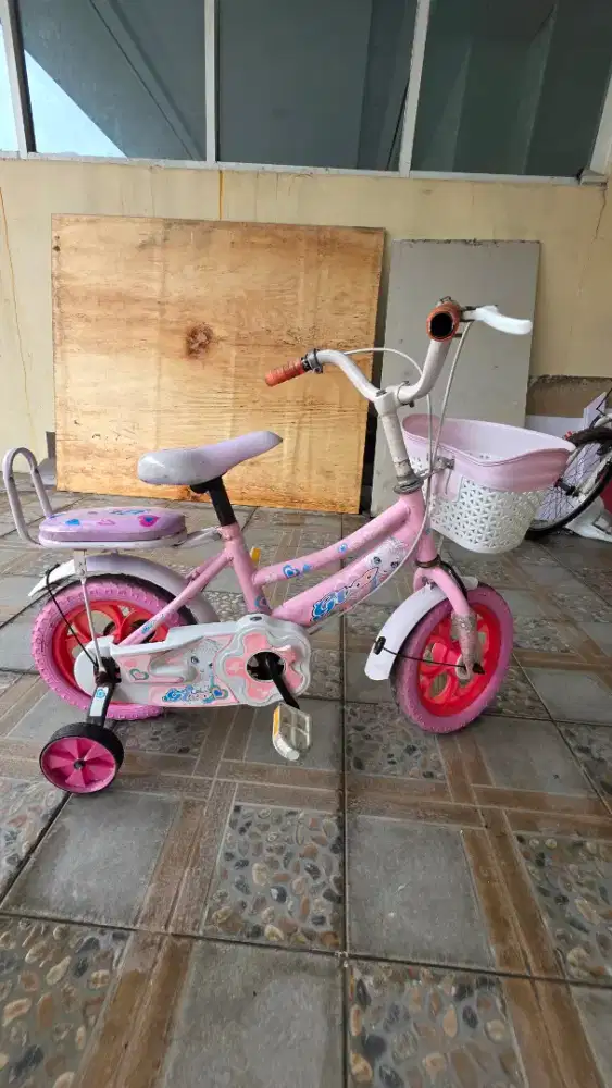 [JUAL MURAH] SEPEDA ANAK PEREMPUAN 4 RODA