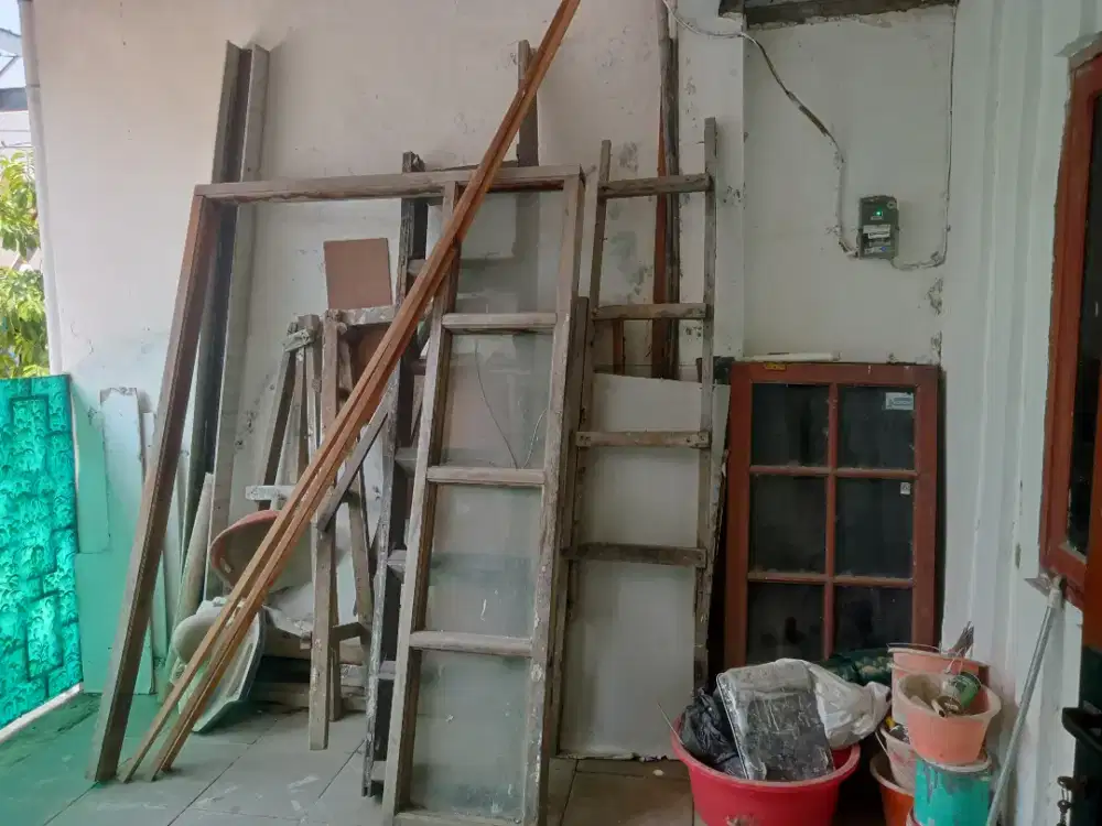 sisa renovasi bahan material rumah