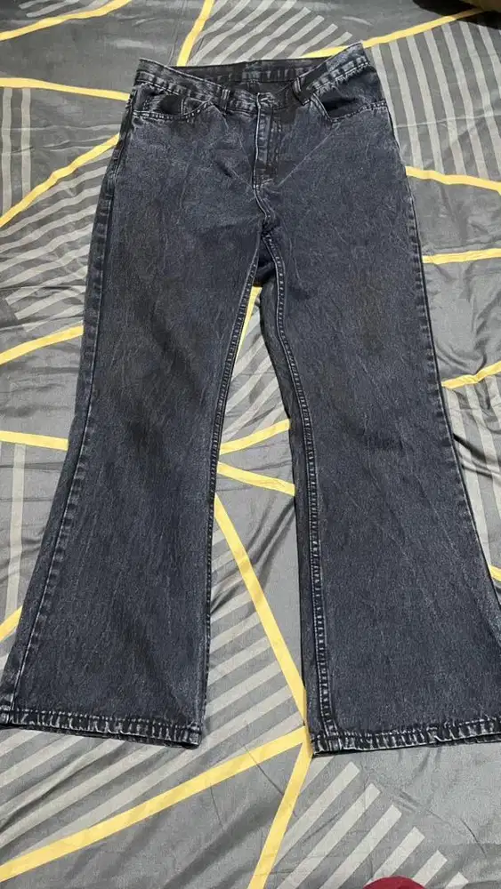 Celana Jeans Cutbray Wanita
