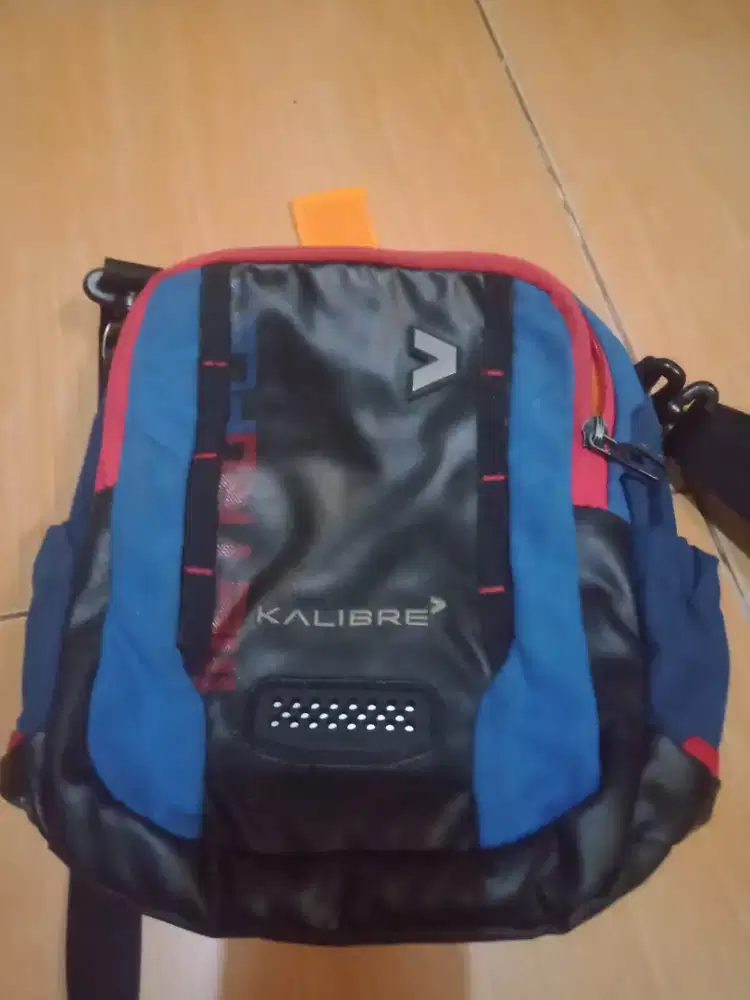 Tas slempang kalibre gunung