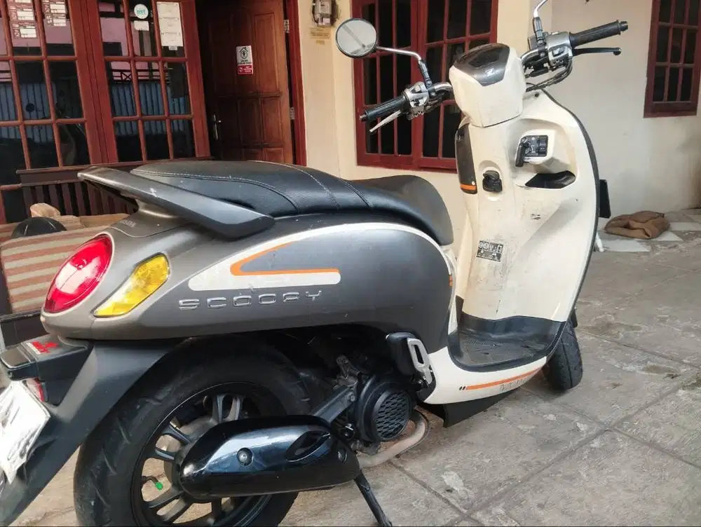JUAL MOTOR SCOOPY Stylish Brown 110 cc Matic