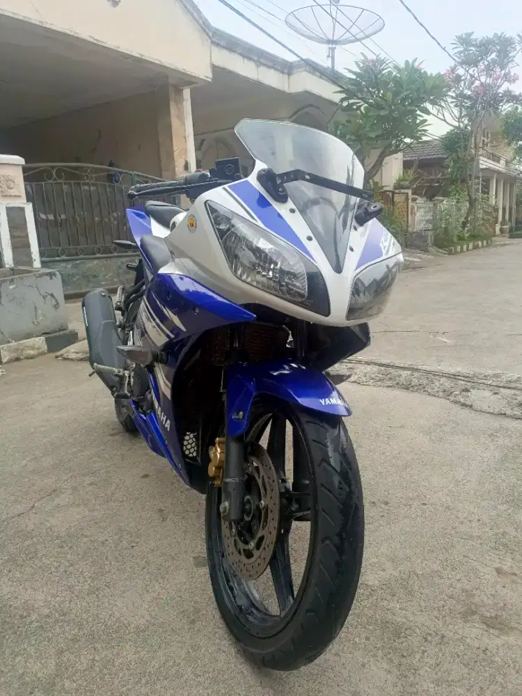 Yamaha R15 V1 2015