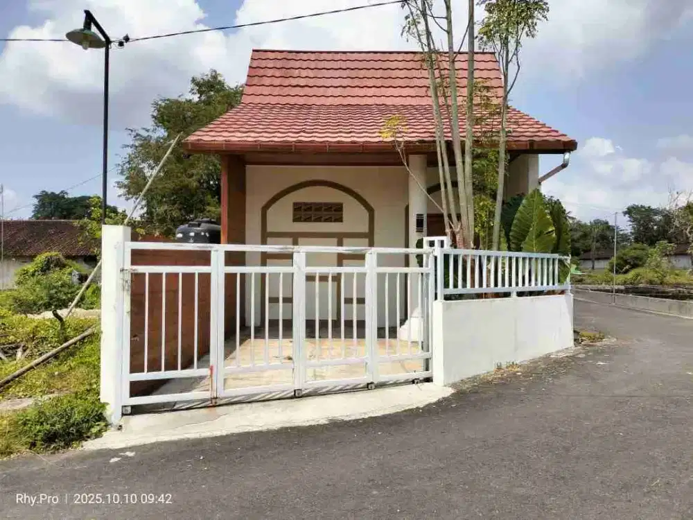 VILLA PRIVATE POOL SUASANA ALAMI PEDESAAN DI SINDUMARTANI NGEMPLAK