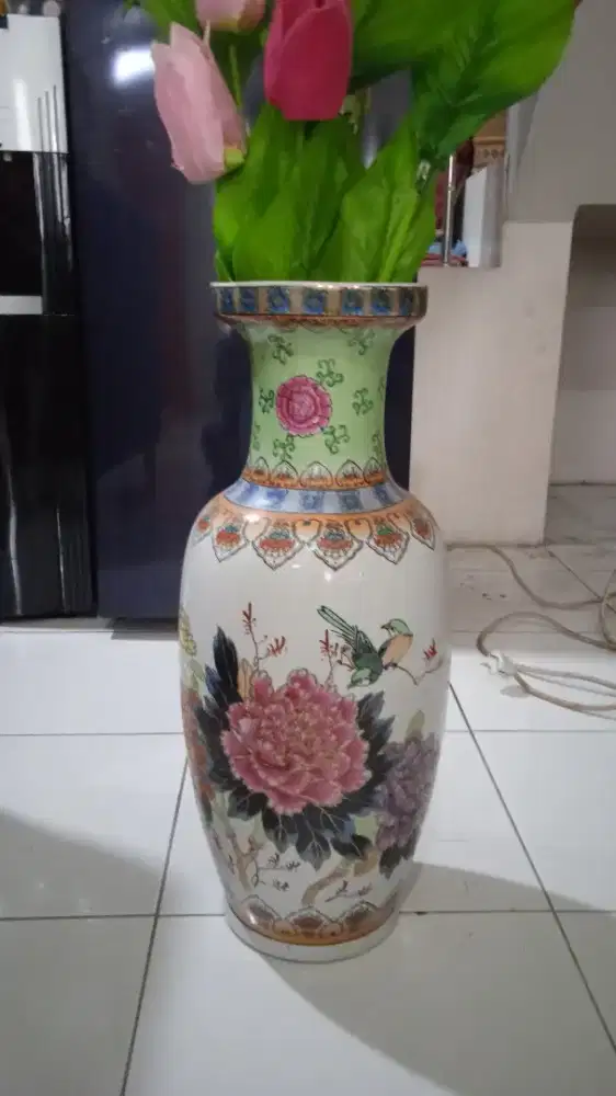 Guci cina antik