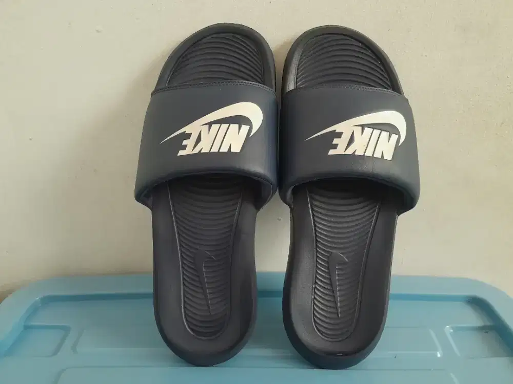 Nike Men's Victori One Slide Original