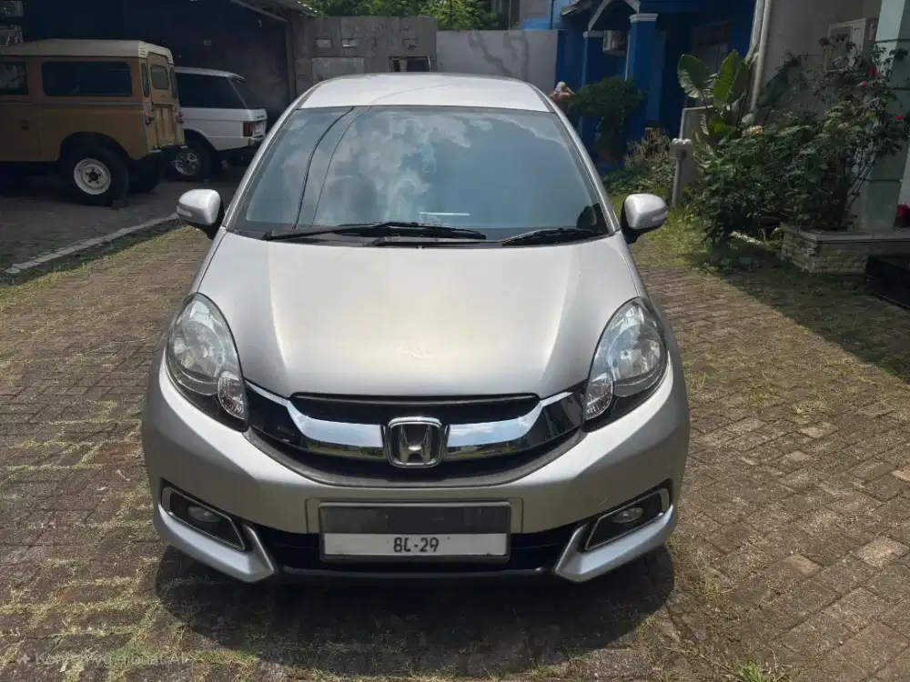 Honda mobilio silver 2014