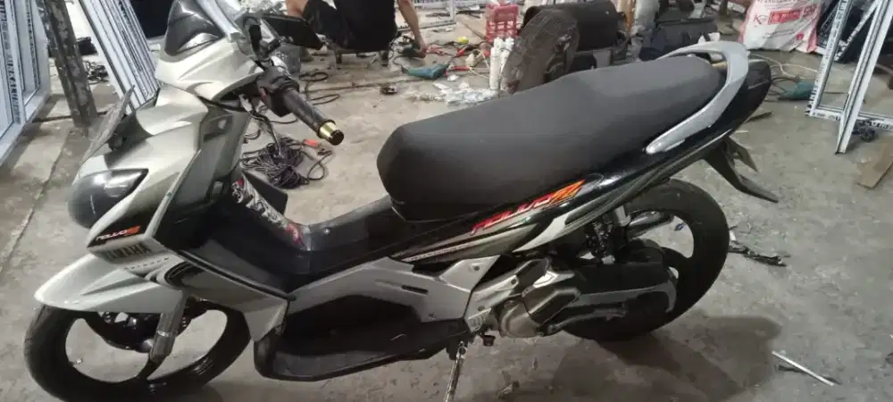 YAMAHA NUVO 2005