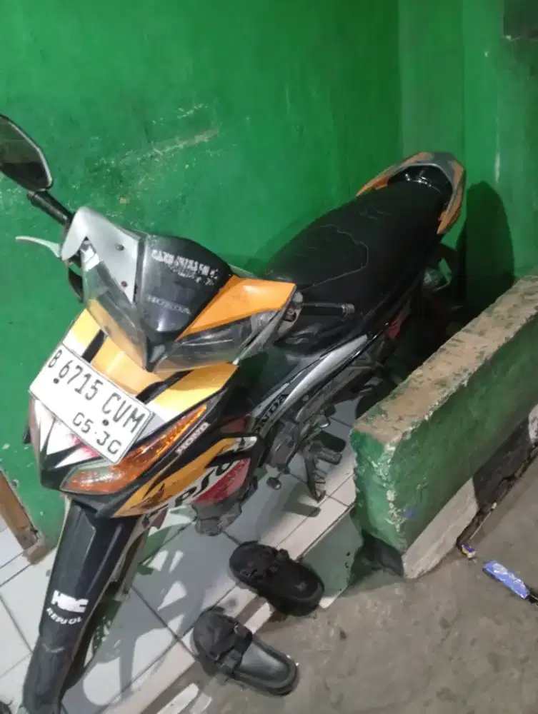 Honda Blade Repsol