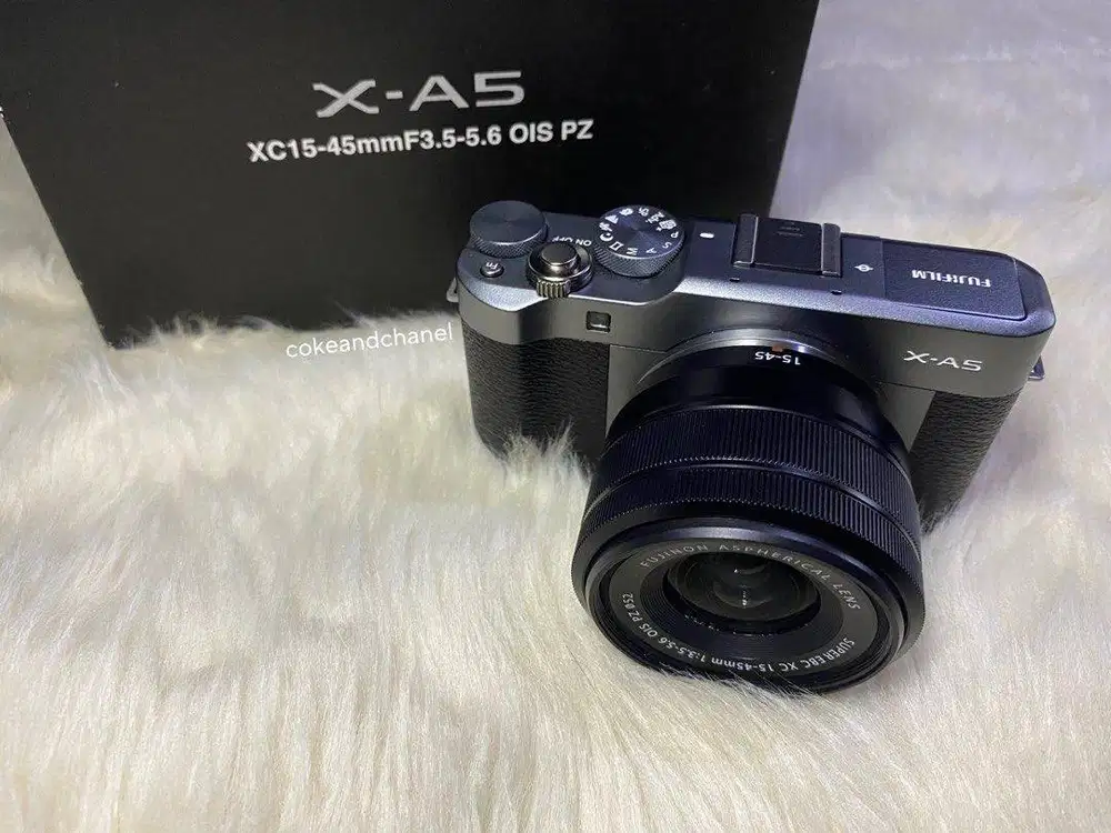 Kamera Fujifilm X-A5 KIT Mirrorless