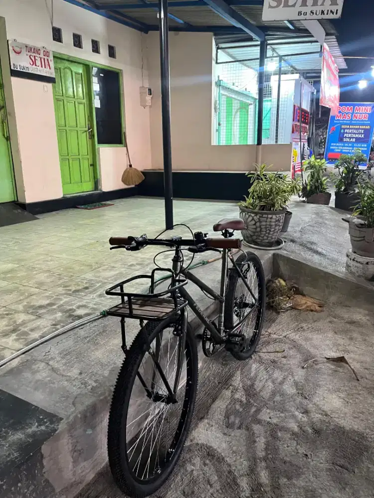 Silahkan yang mau bikin sepeda coomuter bike menerima open pre order