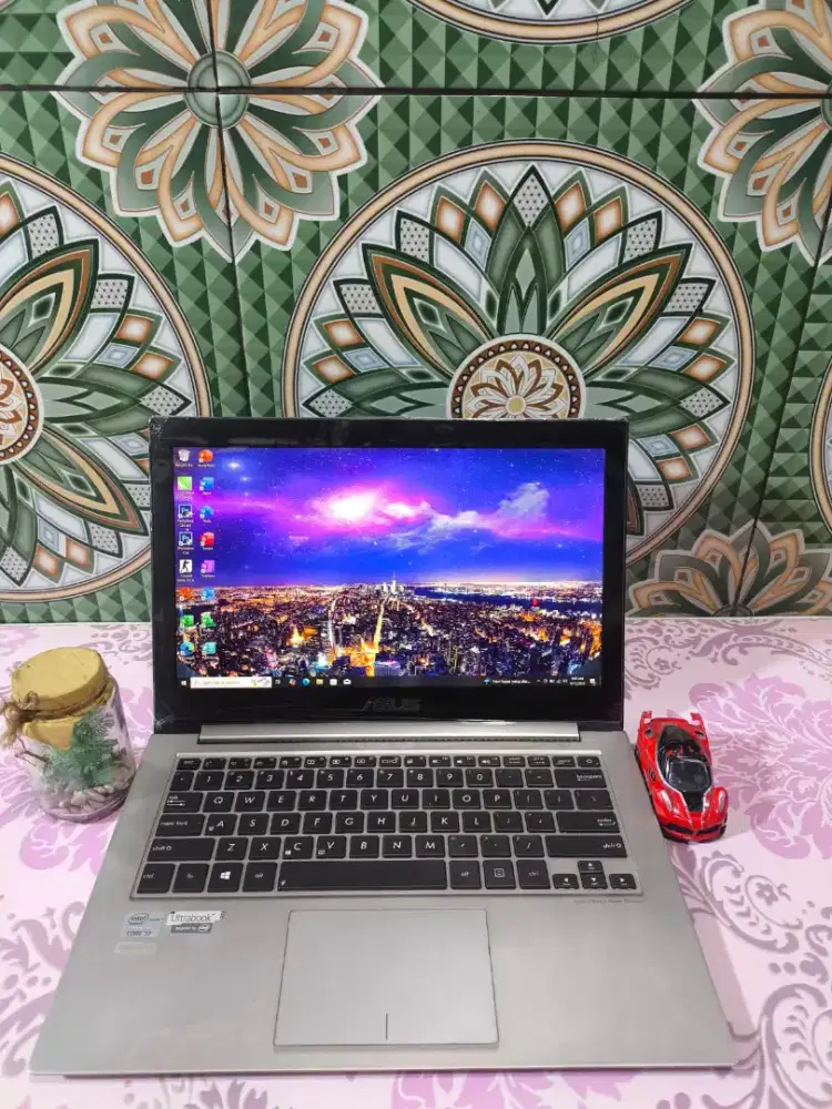 Laptop Super Tipis Asus Zenbook Prime Core i7 RAM 4Gb/Ssd 256Gb Fast