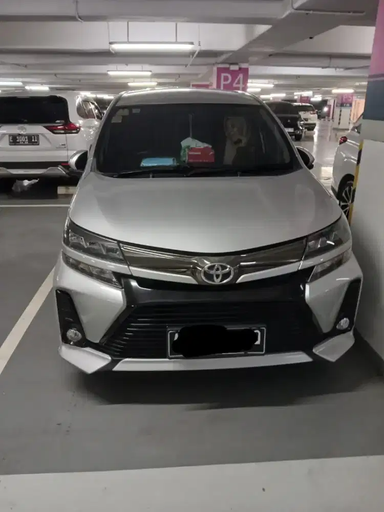 Toyota avanza veloz 1.5 silver 2020