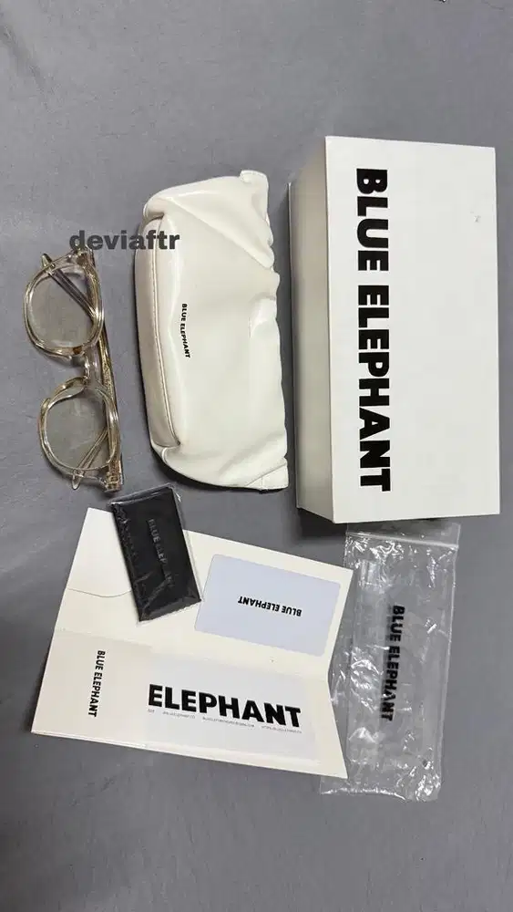 PRELOVED KACAMATA HAECHAN (Blue Elephant Andy Flesh) Old Version