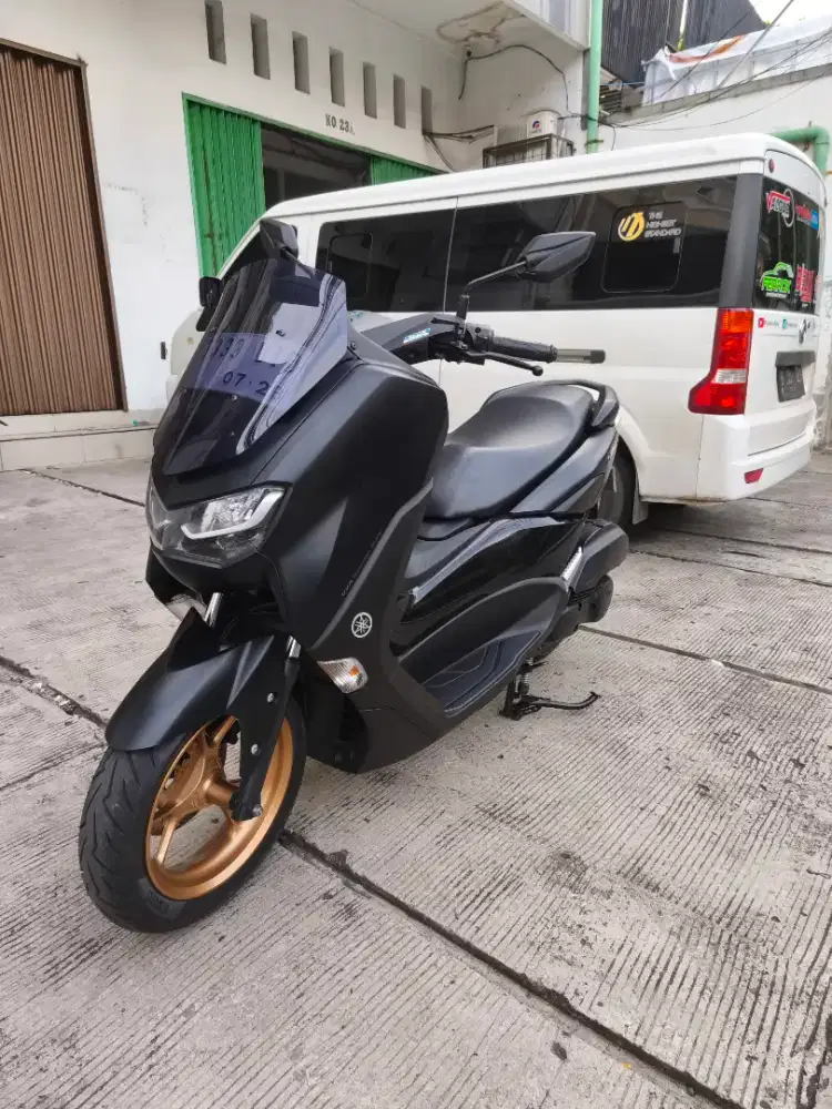 Yamaha Nmax 155 Connected 2023 Hitam