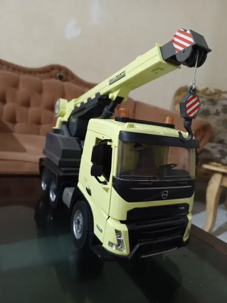 Dijual Rc volvo fmx construction crane
