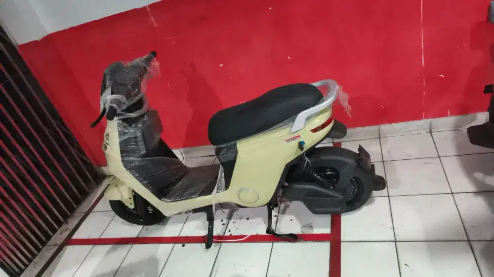 Sepeda listrik uwinflay d75