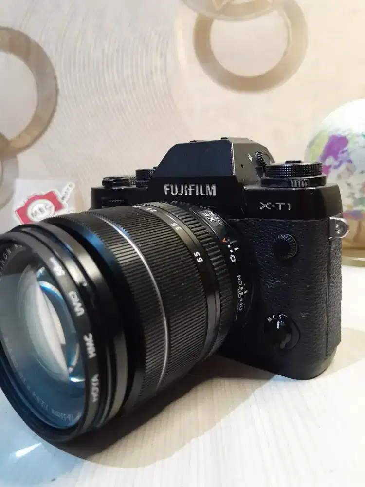 FUJIFILM XT1 KIT XF 18 55 f2.8 MULUS BERGARANSI