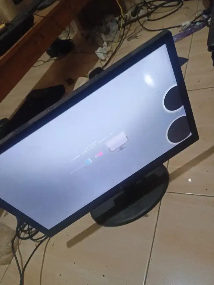 Di jual monitor LG