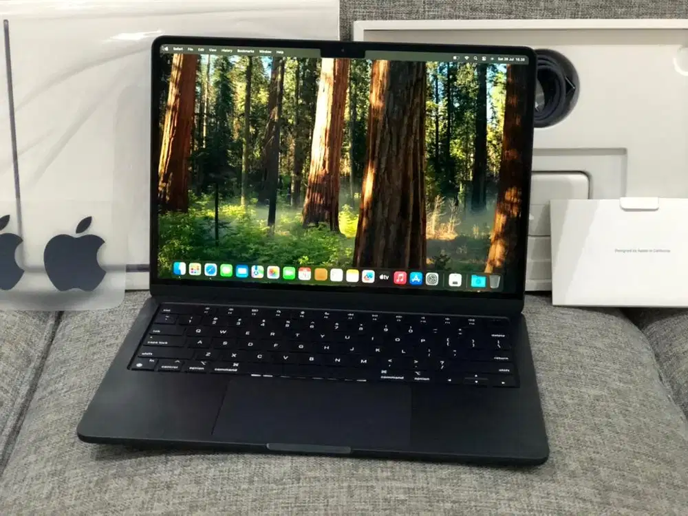 MacBook Air M3 2024 MidNight iBOX LikeNew FullSet Siap Pakai