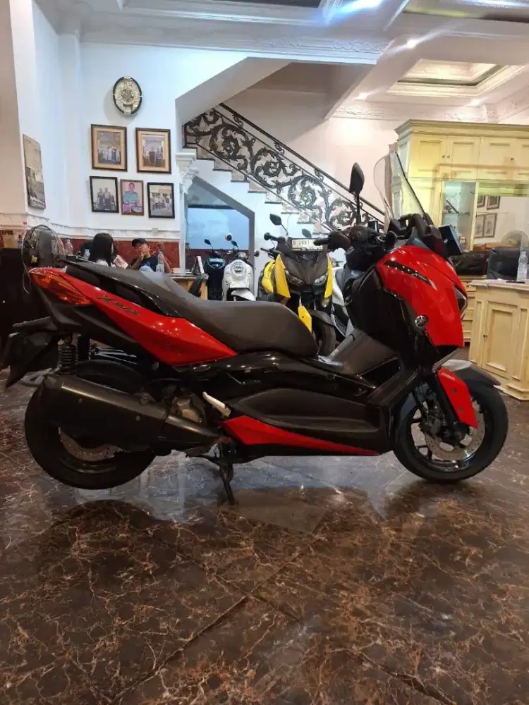 HUB KOM DP 6 JT PROMO XMAX 2022 MOTOR MULUS KAYA BARU KM RENDAH