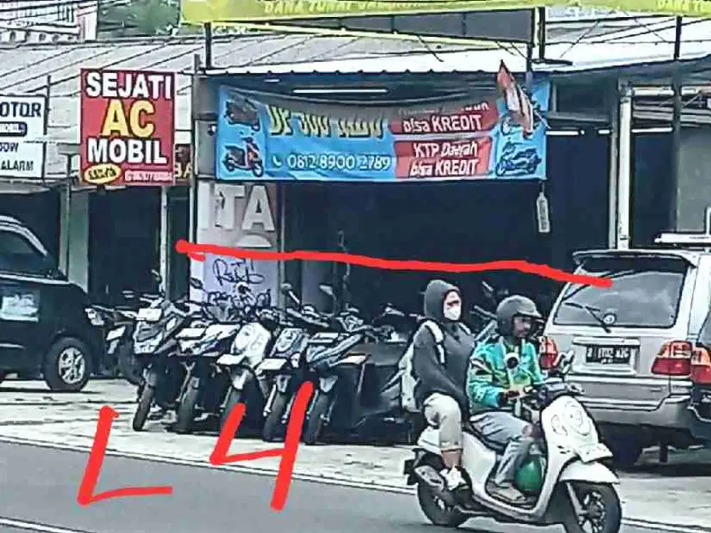 Dijual Showroom Motor 4 x 25 Di Pinggir Jalan Raya Kyai Hasyim Ashari Pinang Kota Tangerang