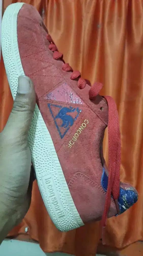 Sepatu Le coq sportif red vintage leather