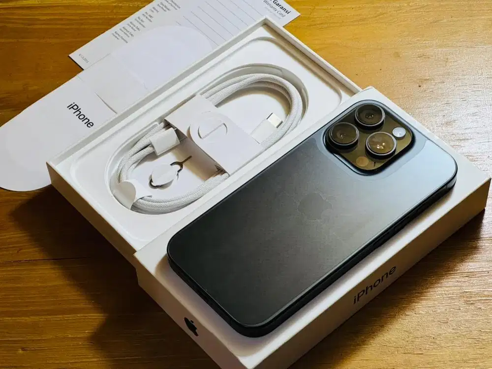 iPhone 16 Pro 128GB iBox BH100% Pemakaian 5 Hari LikeNew
