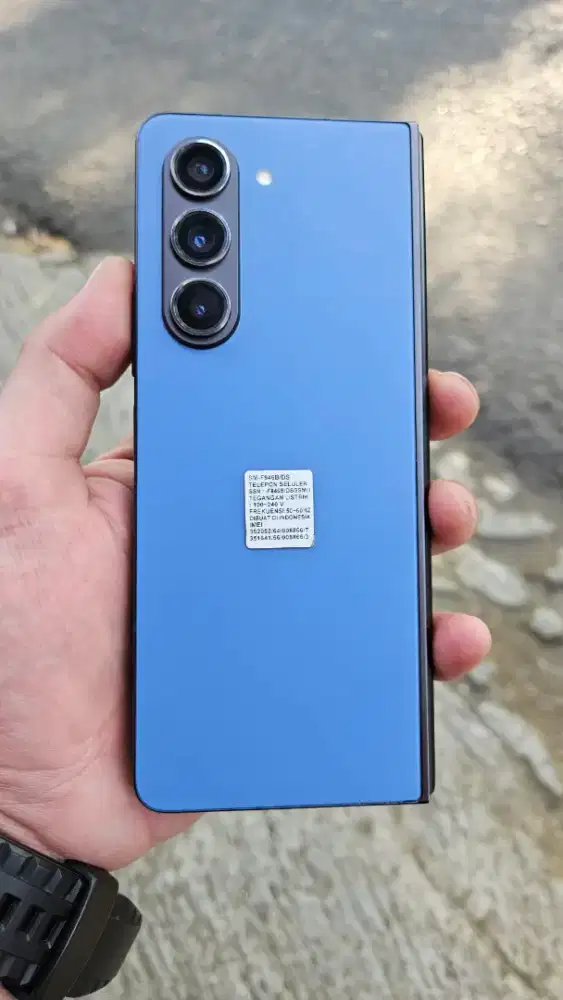 Samsung Z Fold 5 12/512GB Resmi sein minus wifi