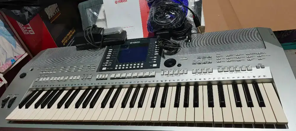 JUAL YAMAHA KEYBOARD PSR S710 PIANO ARRANGER PSRS S 710 YAMAHA PSR710X