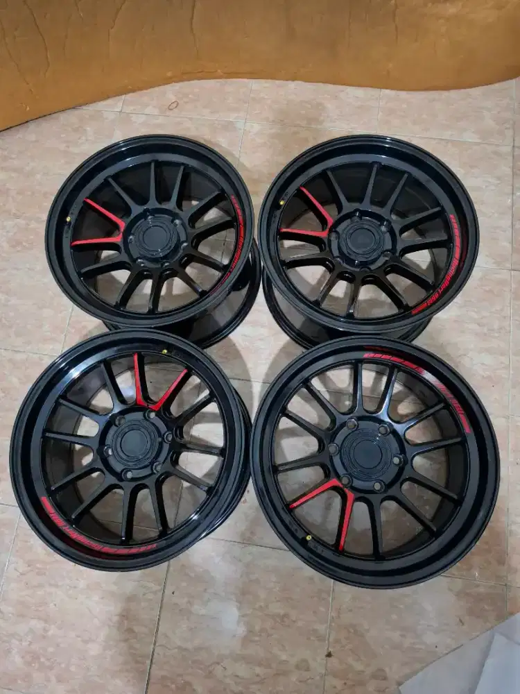 Velg racing hart like new R18