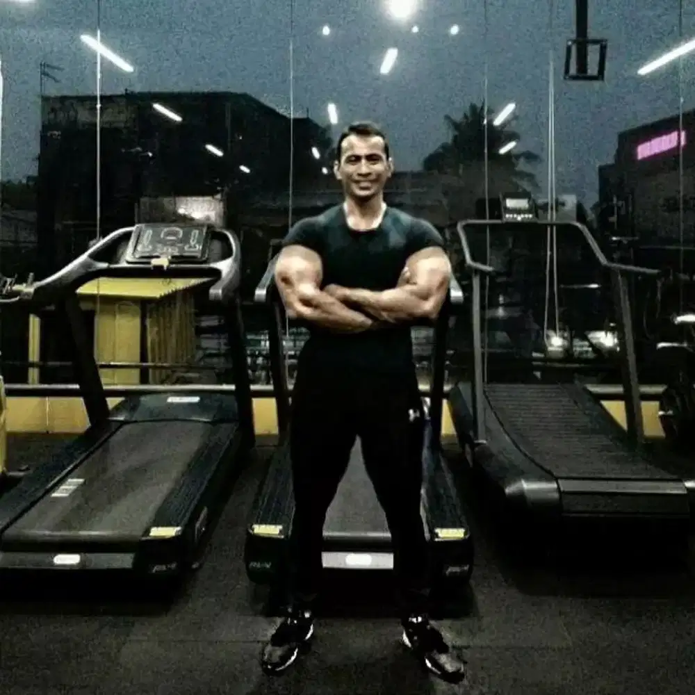 PERSONAL TRAINER