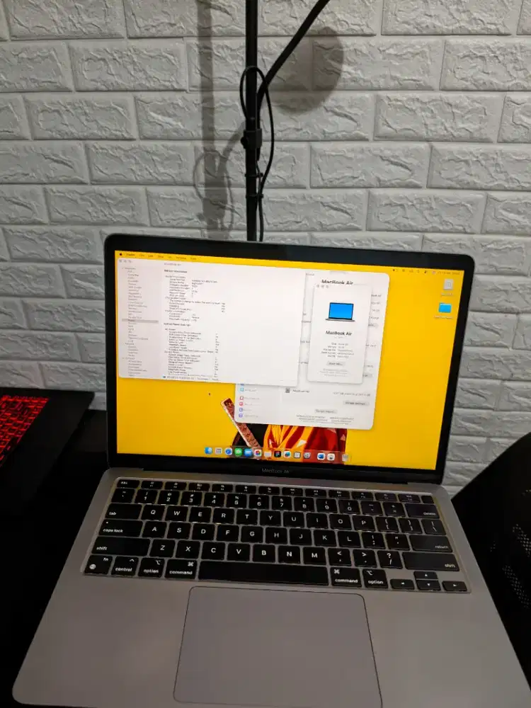 MacBook Air M1 16/256