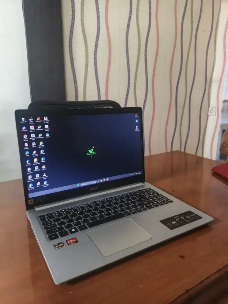 Laptop Acer Aspire 5 515-45