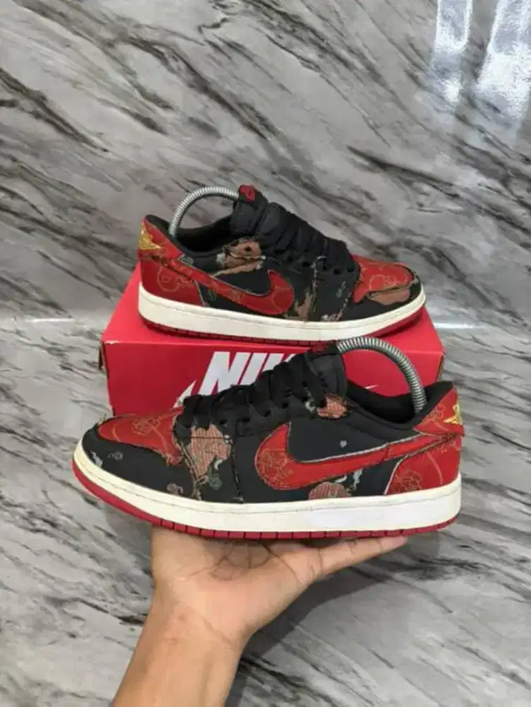 sb dunk low spesial imlek