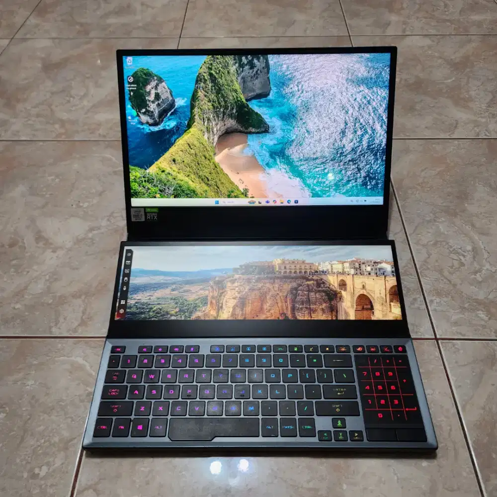 Asus Rog Zephyrus Duo GX550LWS 4K Core i7-10875H 32GB 2TB RTX 2070 8GB