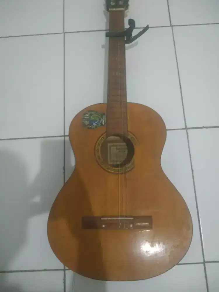 Jual gitar yamaha